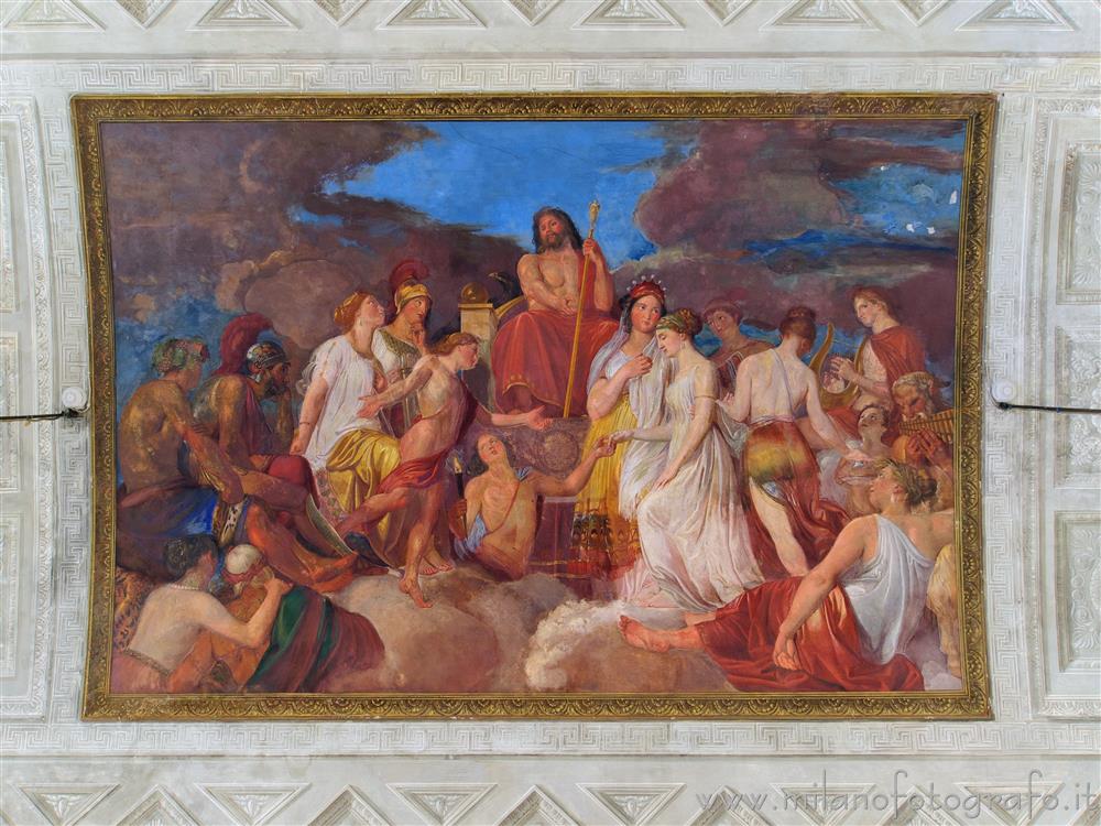 Milano - Affresco raffigurante le Nozze tra Amore e Psiche sul soffitto della Sala Gian Galeazzo di Palazzo Serbelloni